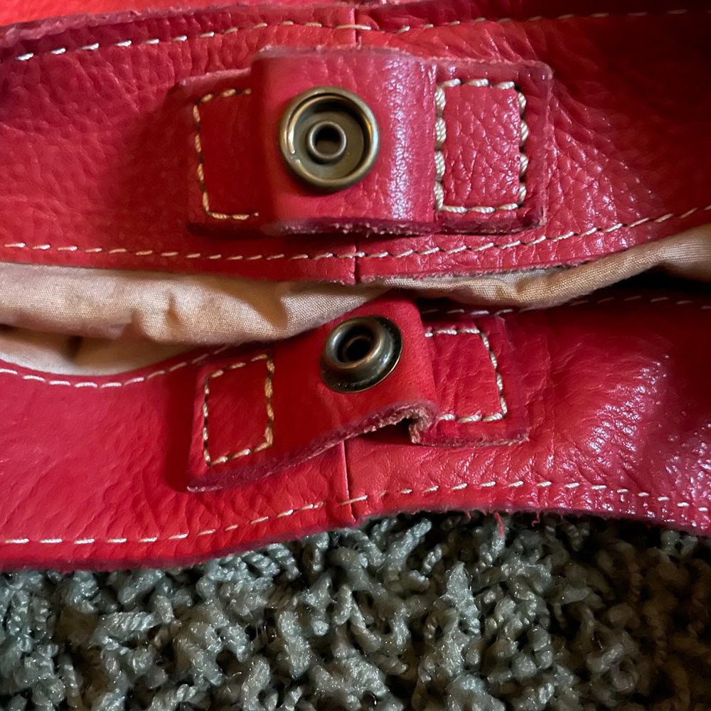 Lucky Red LeatherPebble Hobo bag - Picture 7 of 9